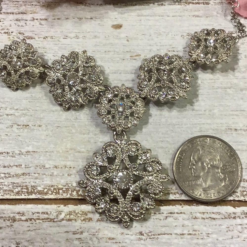 Trifari Necklace - Picture 3 of 5